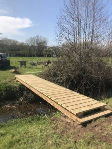 700F81DC-A1D3-4F03-B4E3-BBD6FAF29A71